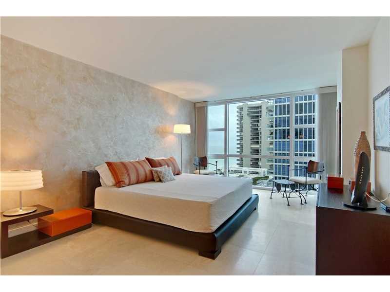 6801Collins Ave, Miami Beach, FL 33141