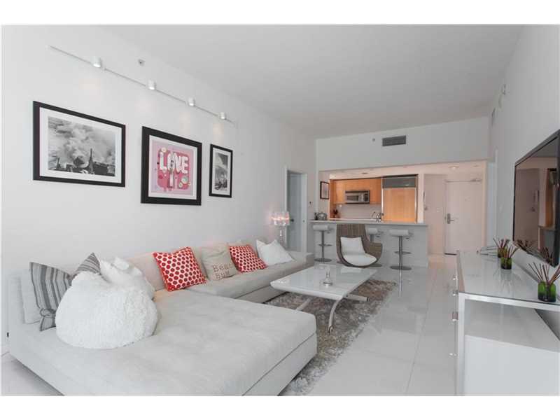 6801Collins Ave, Miami Beach, FL 33141