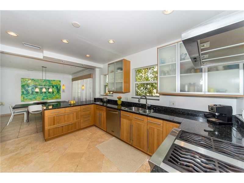 1800DAYTONIA RD, Miami Beach, FL 33141