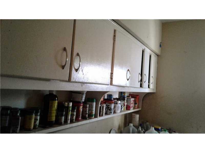 6944Byron Ave, Miami Beach, FL 33141