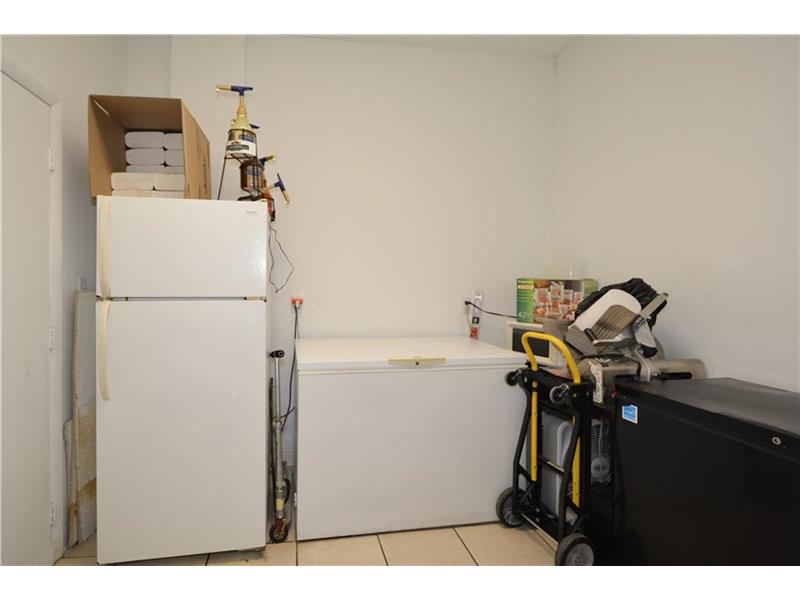 6993Collins Ave, Miami Beach, FL 33141