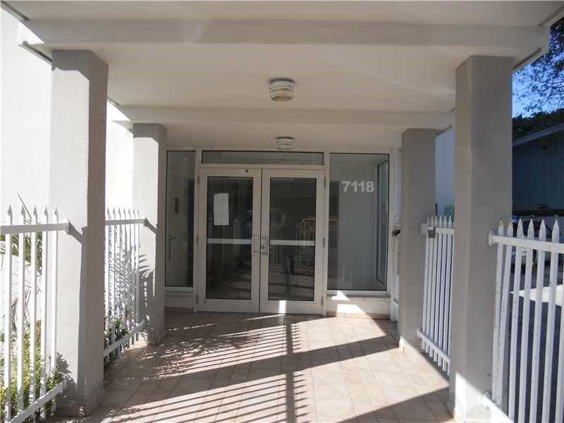 7118Bonita Dr, Miami Beach, FL 33141