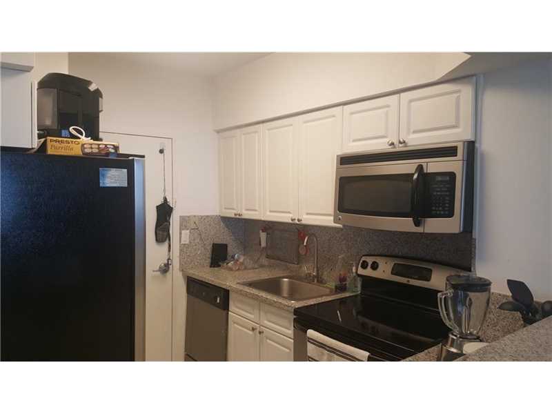 7441Wayne Ave, Miami Beach, FL 33141