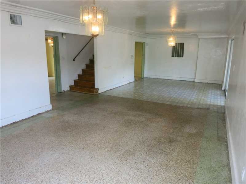 3162 Northwest 47th St, Miami, FL 33142