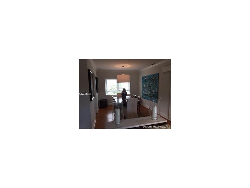 5601 Southwest 78th St, Miami, FL 33143