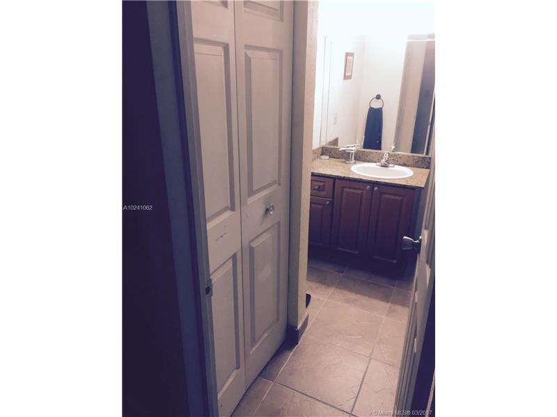 7701 SW 88th St B227, Miami, FL 33143