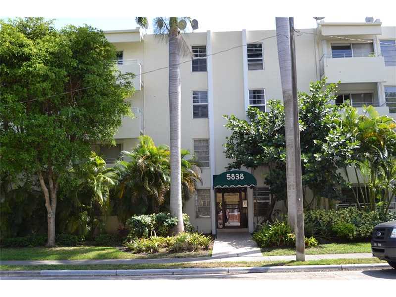 5838 Southwest 74th Ter, South Miami, FL 33143