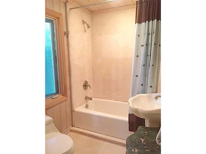 5851 Southwest 83 ST, South Miami, FL 33143