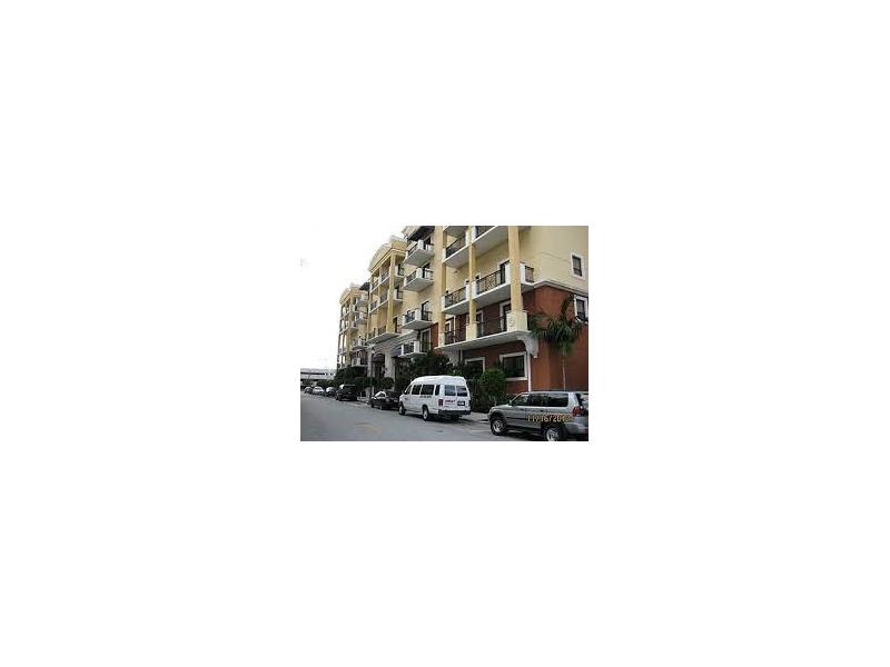 8390 Southwest 72nd Ave, Miami, FL 33143