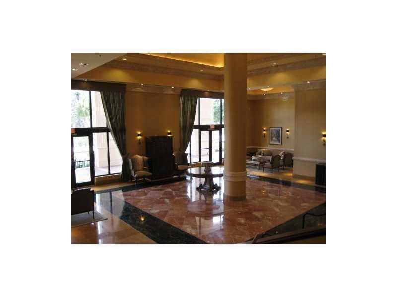 8390 Southwest 72nd Ave, Miami, FL 33143