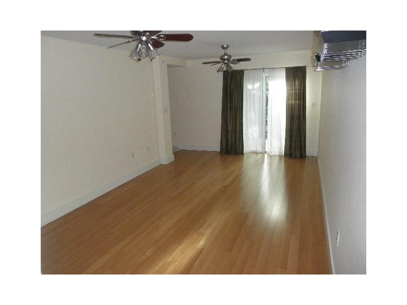 7541 Southwest 61st Ave, South Miami, FL 33143