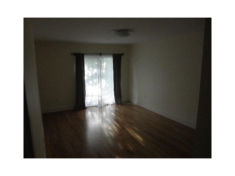 7541 Southwest 61st Ave, South Miami, FL 33143