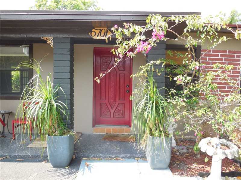 6701 Southwest 80 STREET, South Miami, FL 33143
