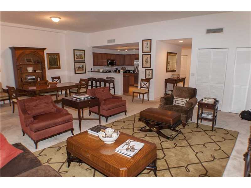 839072nd Ave, Miami, FL 33143