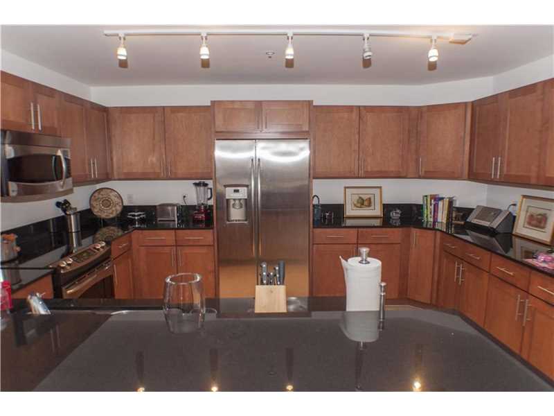 839072nd Ave, Miami, FL 33143