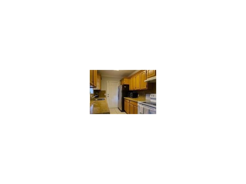 8400 Southwest 65 AVE, South Miami, FL 33143