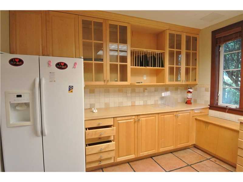6301Sunset Dr, South Miami, FL 33143