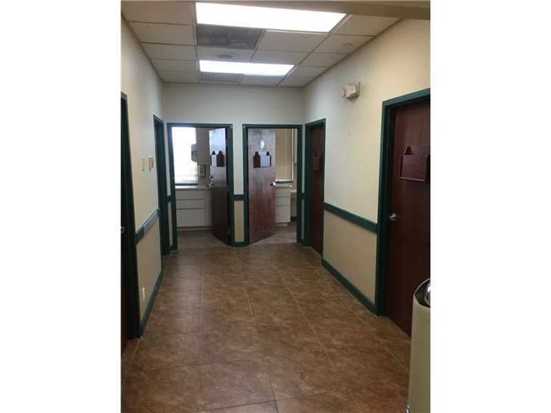 3181 Southwest 22nd St, Miami, FL 33145