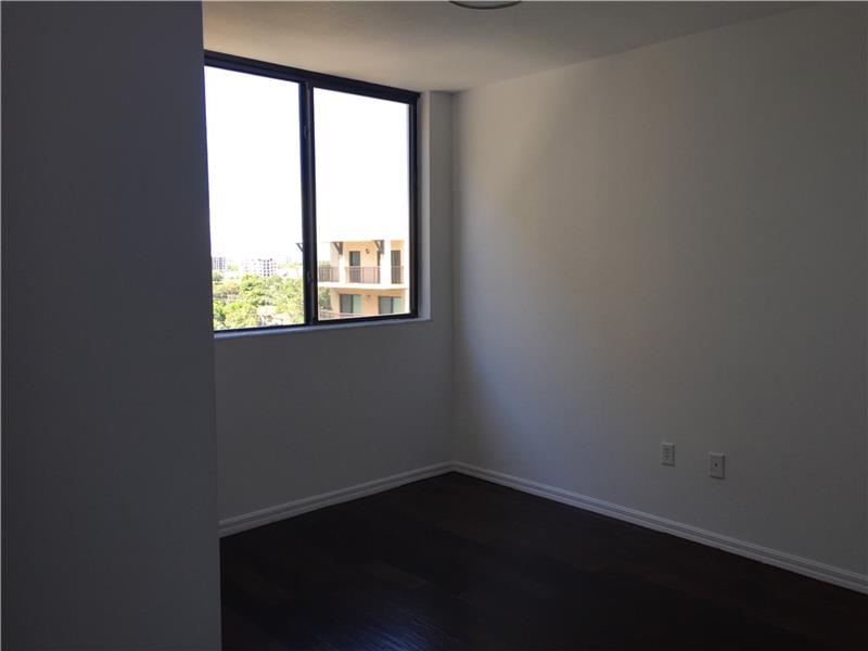 3530 Southwest 22nd St, Miami, FL 33145