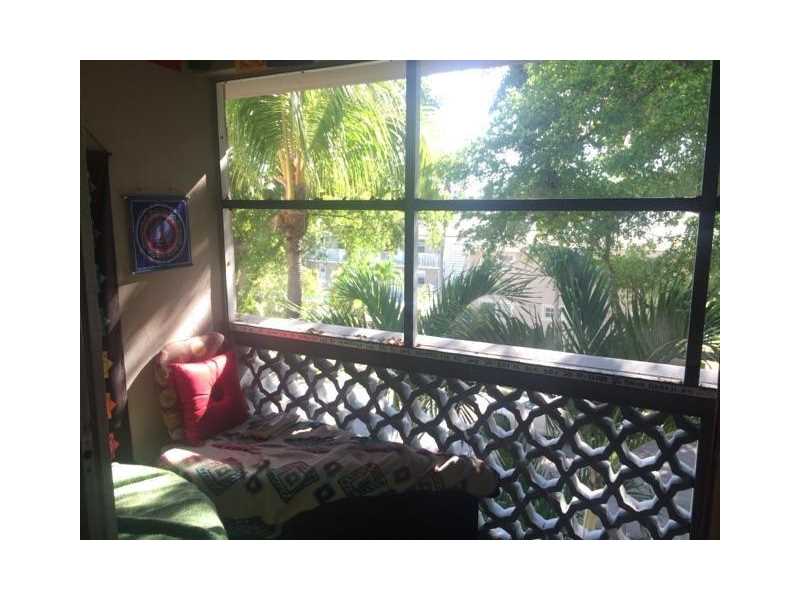 6580SANTONA ST, Coral Gables, FL 33146
