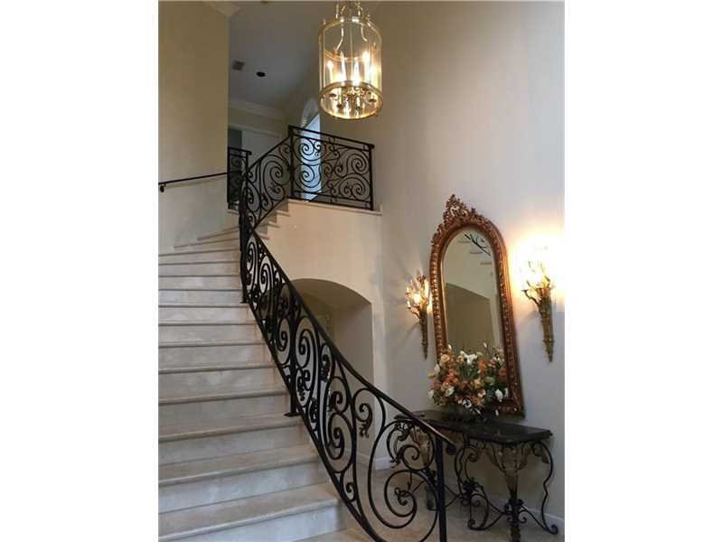 6200Granada Blvd, Coral Gables, FL 33146