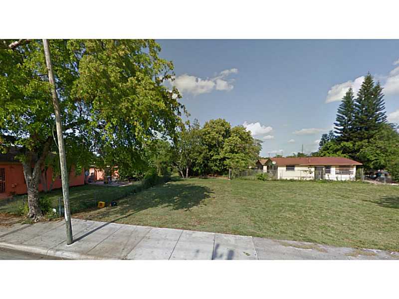 6825 NW 18 AV, Miami, FL 33147