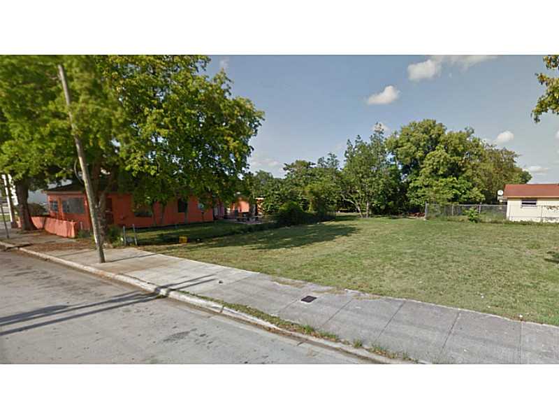 6825 NW 18 AV, Miami, FL 33147