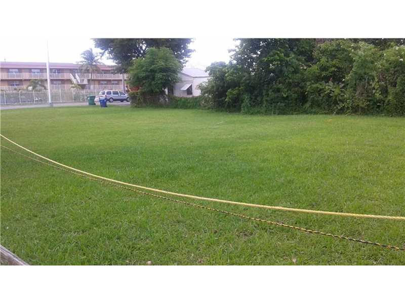 1488 Northwest 103rd St, Miami, FL 33147