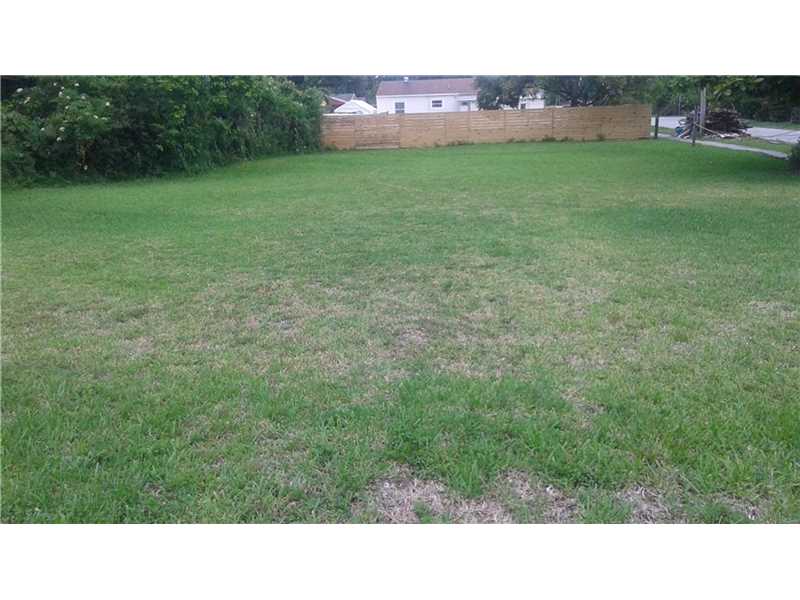 1488 Northwest 103rd St, Miami, FL 33147