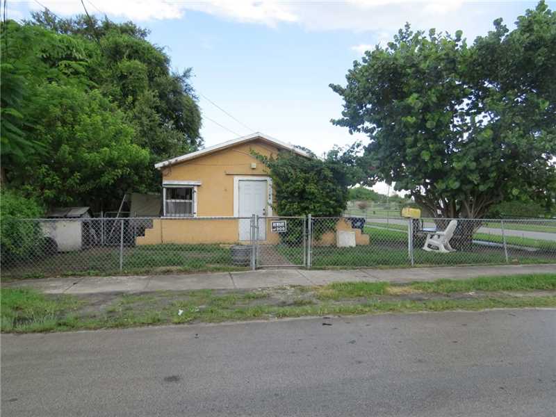 7706 Northwest 15 AV, Miami, FL 33147