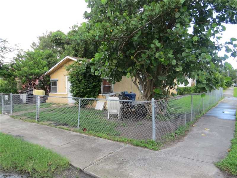 7706 Northwest 15 AV, Miami, FL 33147
