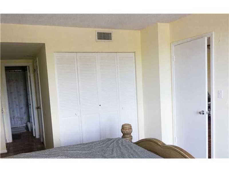177Ocean Lane Dr, Key Biscayne, FL 33149