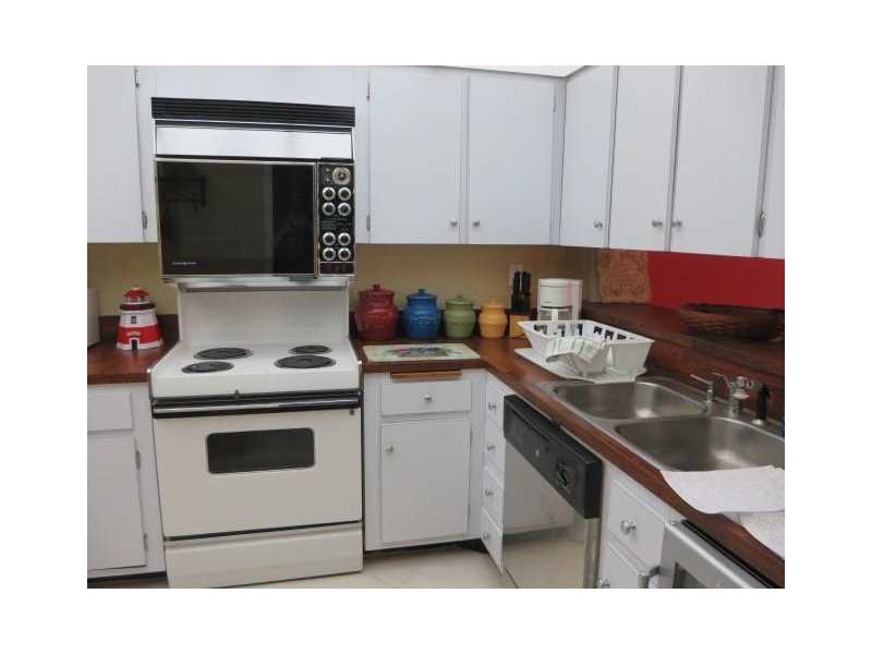 201Crandon Blvd, Key Biscayne, FL 33149