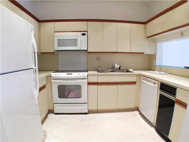 101Ocean Lane Dr, Key Biscayne, FL 33149