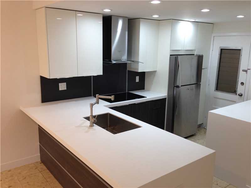 240Galen Dr, Key Biscayne, FL 33149
