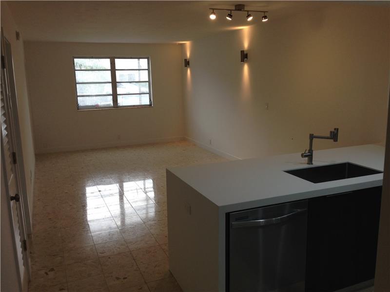 240Galen Dr, Key Biscayne, FL 33149