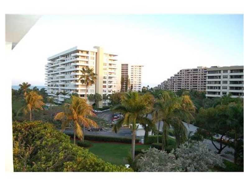 155OCEAN LN DR, Key Biscayne, FL 33149