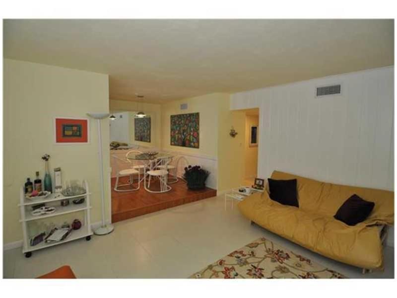 255SUNRISE DR, Key Biscayne, FL 33149
