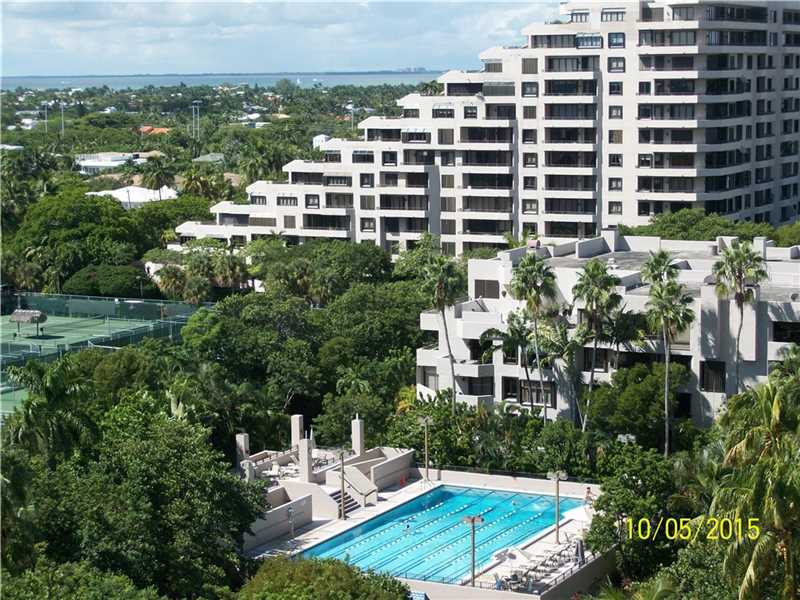 251crandon, Key Biscayne, FL 33149