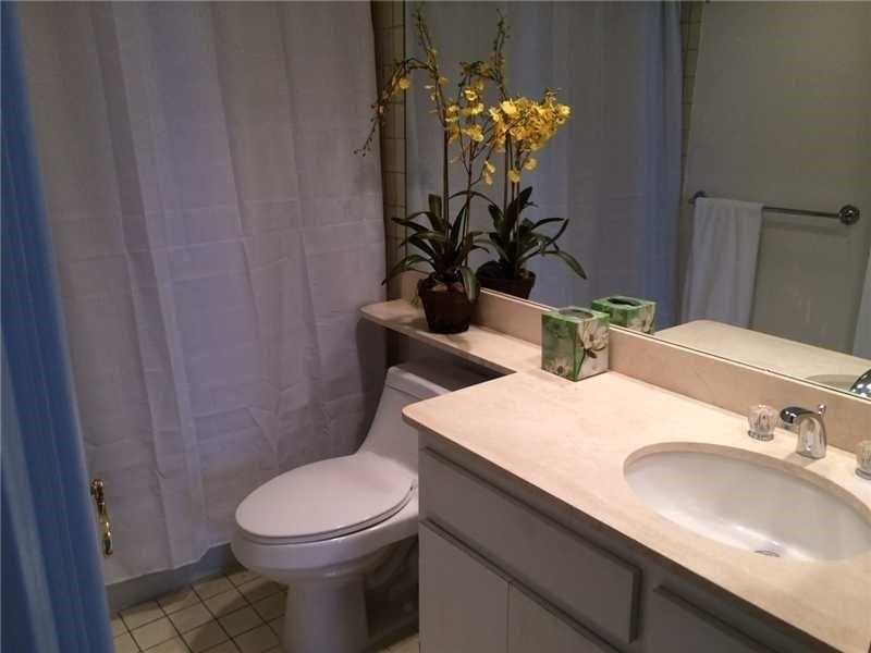 151CRANDON BL, Key Biscayne, FL 33149