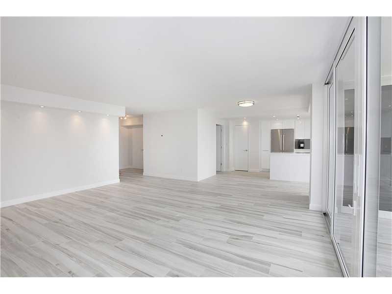 881OCEAN DR, Key Biscayne, FL 33149