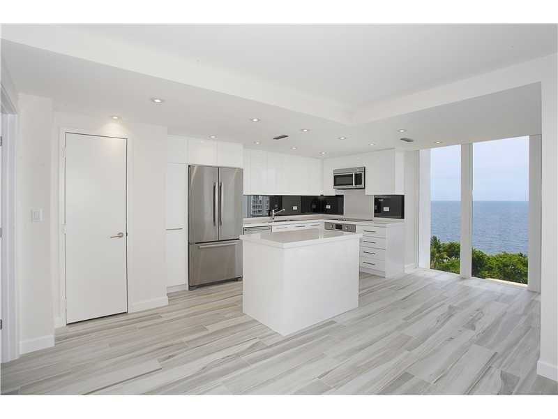 881OCEAN DR, Key Biscayne, FL 33149