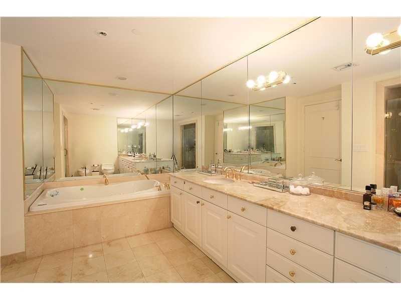 445GRAND BAY DR, Key Biscayne, FL 33149