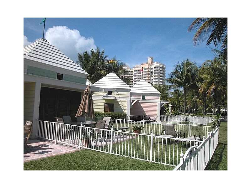 765CRANDON BL, Key Biscayne, FL 33149