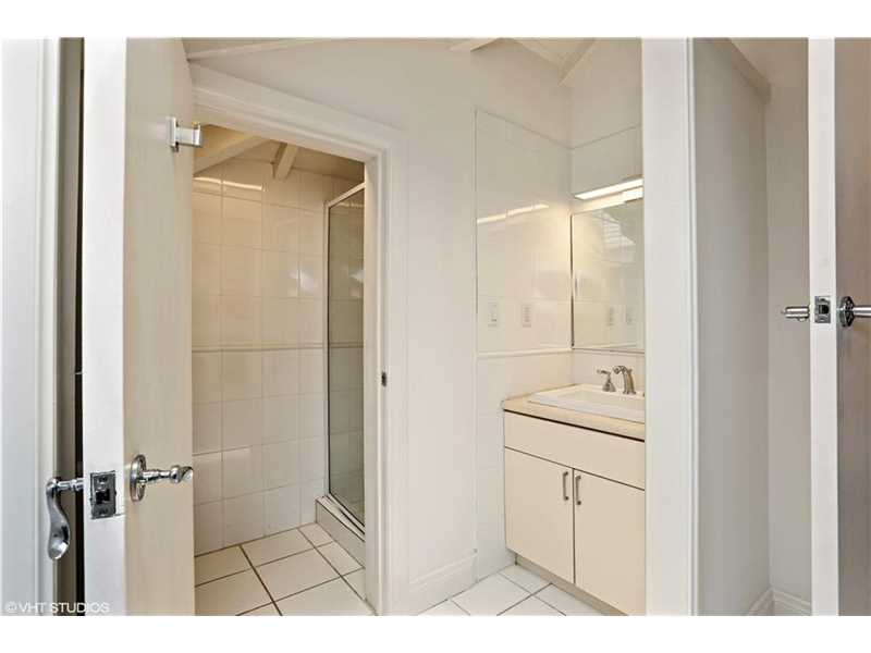 710 South Mashta Dr, Key Biscayne, FL 33149