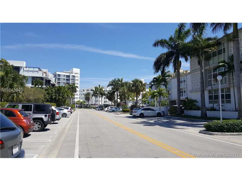 112099th St, Bay Harbor Islands, FL 33154