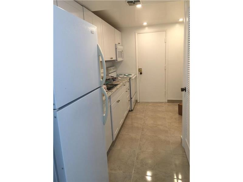 108094th St, Bay Harbor Islands, FL 33154