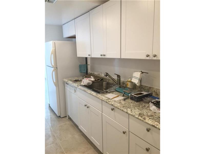 108094th St, Bay Harbor Islands, FL 33154