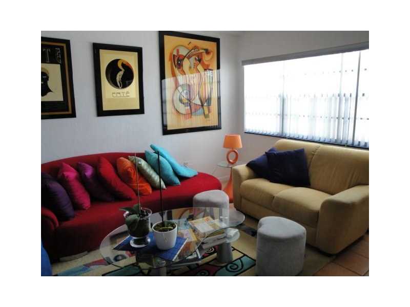 9309COLLINS AV, Miami, FL 33154