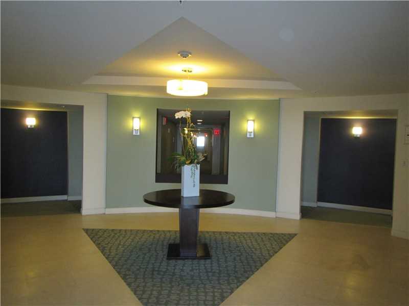 10275COLLINS AV, Bal Harbour, FL 33154